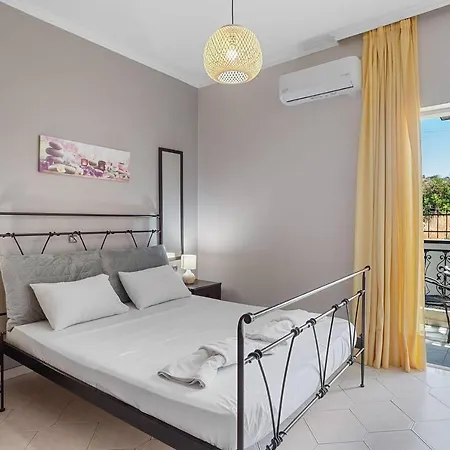 Superior - Overlooking Chania-with Pool Holiday home
