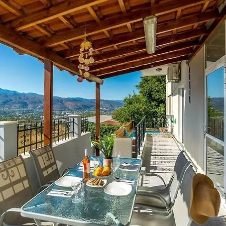 Superior - Overlooking Chania-with Pool * Chania (Crete)