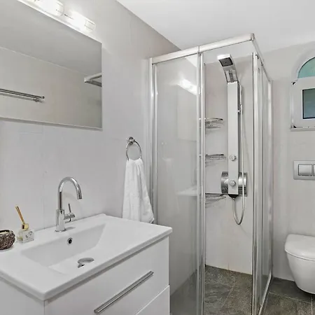 Holiday home Superior - Overlooking Chania-with Pool